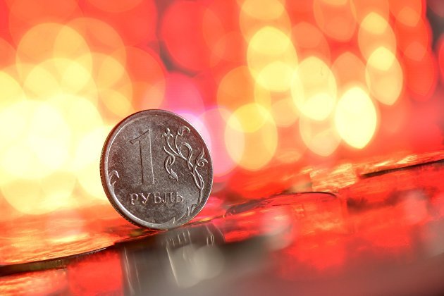 Аналитик Васильев: рубль укрепится до отметки 64 — 65 к доллару благодаря четырем факторам