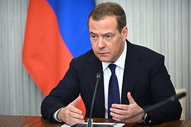 Медведев: обращение США к россиянам — верх цинизма и предел моральной деградации