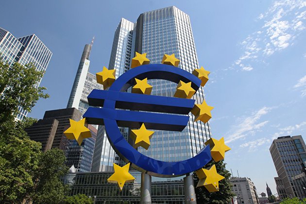 Представитель ЕЦБ Виллеруа: было бы желательно достичь пика процентной ставки к лету