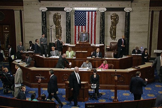 Нижняя палата Конгресса США начинает работу в не подконтрольном Байдену составе