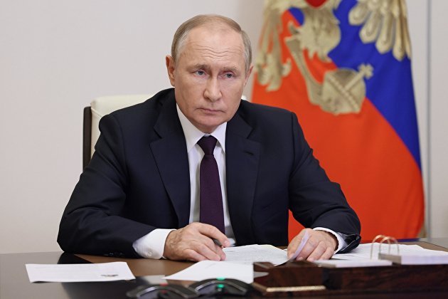 Путин поручил ввести с 6 по 7 января режим прекращения огня по линии соприкосновения