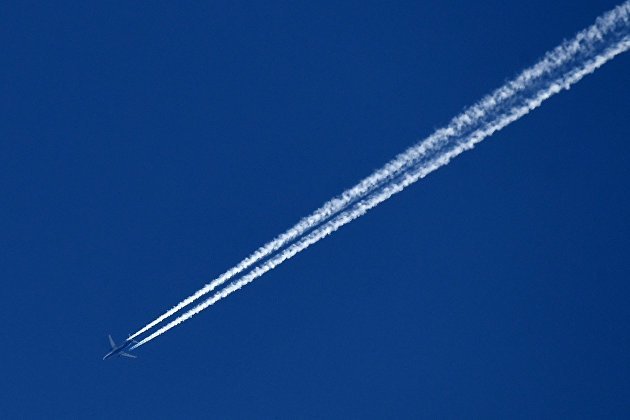 Самолет авиакомпании "ИрАэро" вернулся в Иркутск из-за сигнала неисправности тормозного оборудования