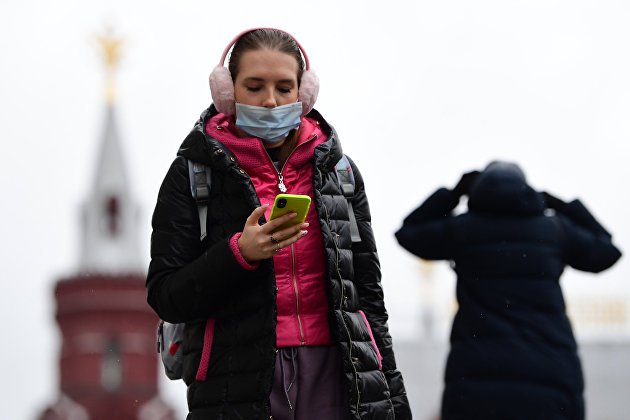 Эксперт Никандров посоветовал держать мобильный телефон подальше от тела