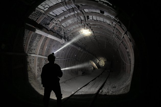 Глава минугля ДНР заявил, что износ оборудования на шахтах составил 85 процентов