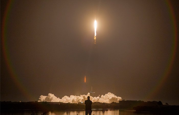 Ракета SpaceX стартовала на орбиту с новой группой интернет-спутников Starlink