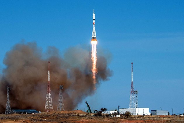 "Роскосмос" зарегистрировал в качестве товарного знака изображения ракеты "Союз-2"