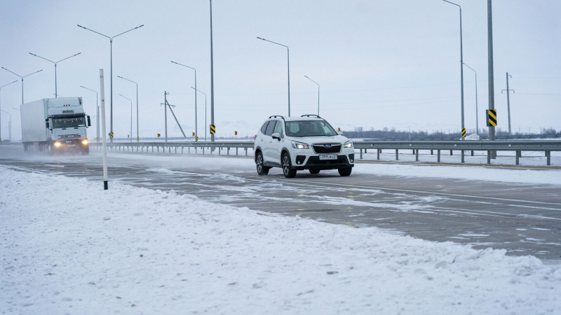 В трех регионах Казахстана ограничено движение по автотрассам